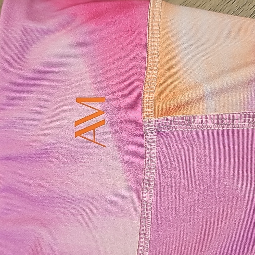 Adore Me Lotus Crossover High Rise 7/8 Leggings size Small - Picture 2 of 9